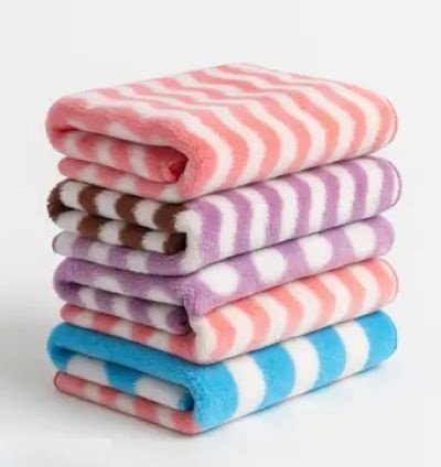 4 PIECES PACK SOFT HAND TOWELS